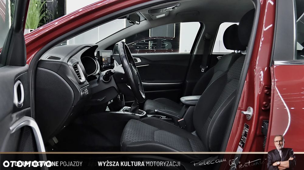 Kia Ceed 1.6 CRDi SCR M - 13