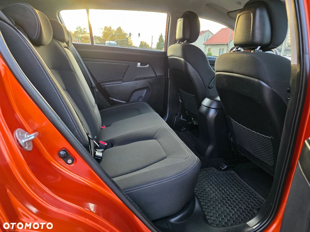 Kia Sportage ver-1-6-gdi-business-line-2wd - 16