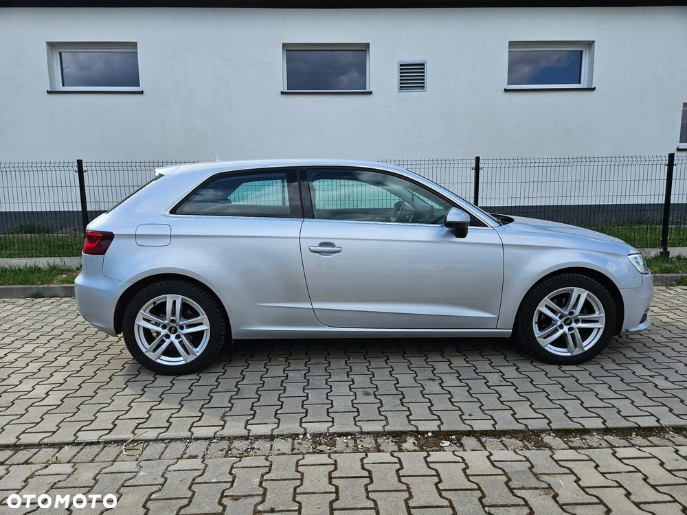 Audi A3 3-drzwiowe 1.4 TFSI Ambiente - 6