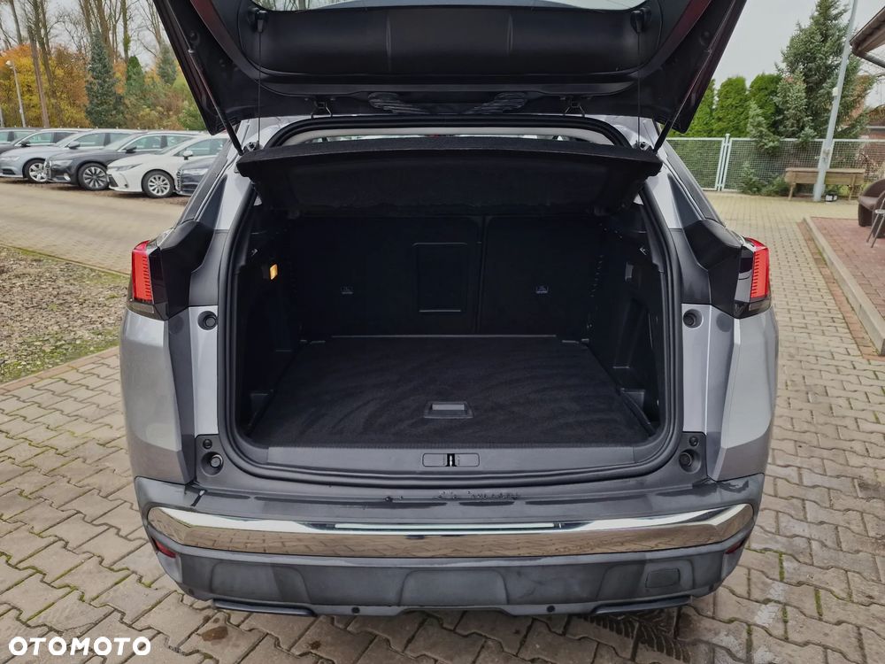 Peugeot 3008 1.5 BlueHDi Allure S&S - 16