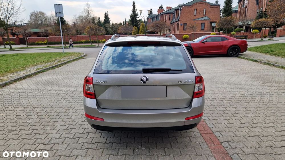 Skoda Octavia 1.6 TDI Ambition - 7