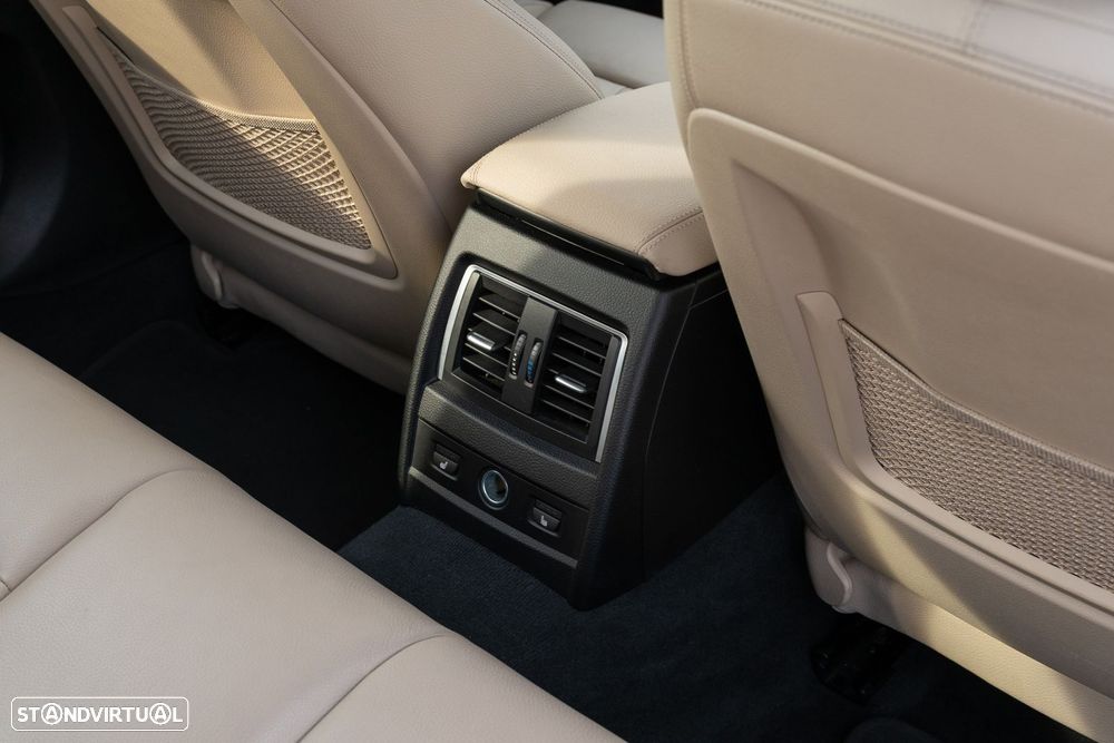 BMW 320 d ED Line Luxury Auto - 23