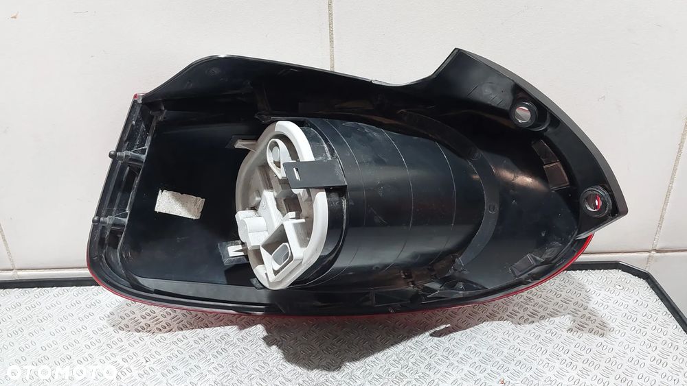 LAMPA PRAWY TYŁ USZKODZONA FIAT BRAVO II 2 R2008 - 3