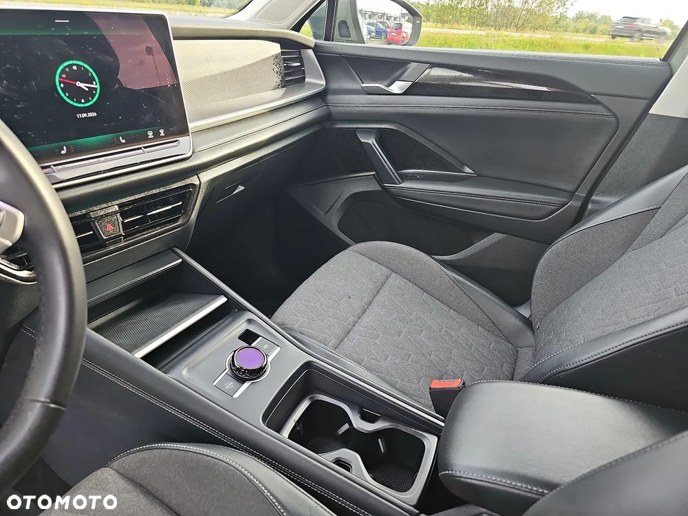 Volkswagen Tayron 1.5 eTSI mHEV Life Plus DSG - 16