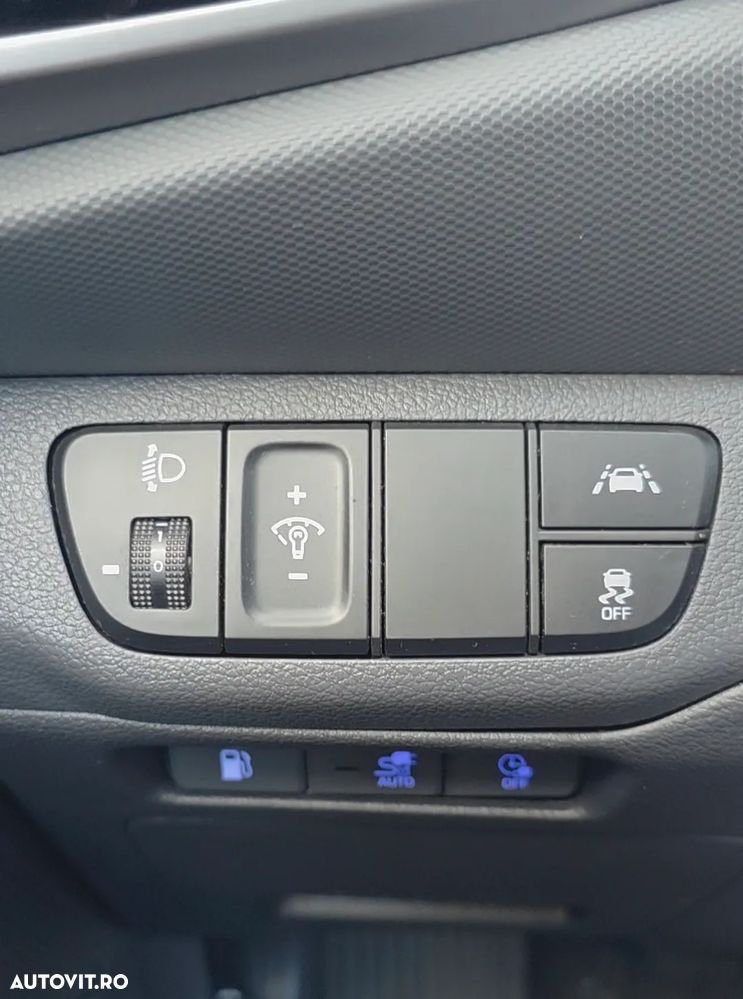 Hyundai IONIQ Plug-in-Hybrid 1.6 GDI Style - 20