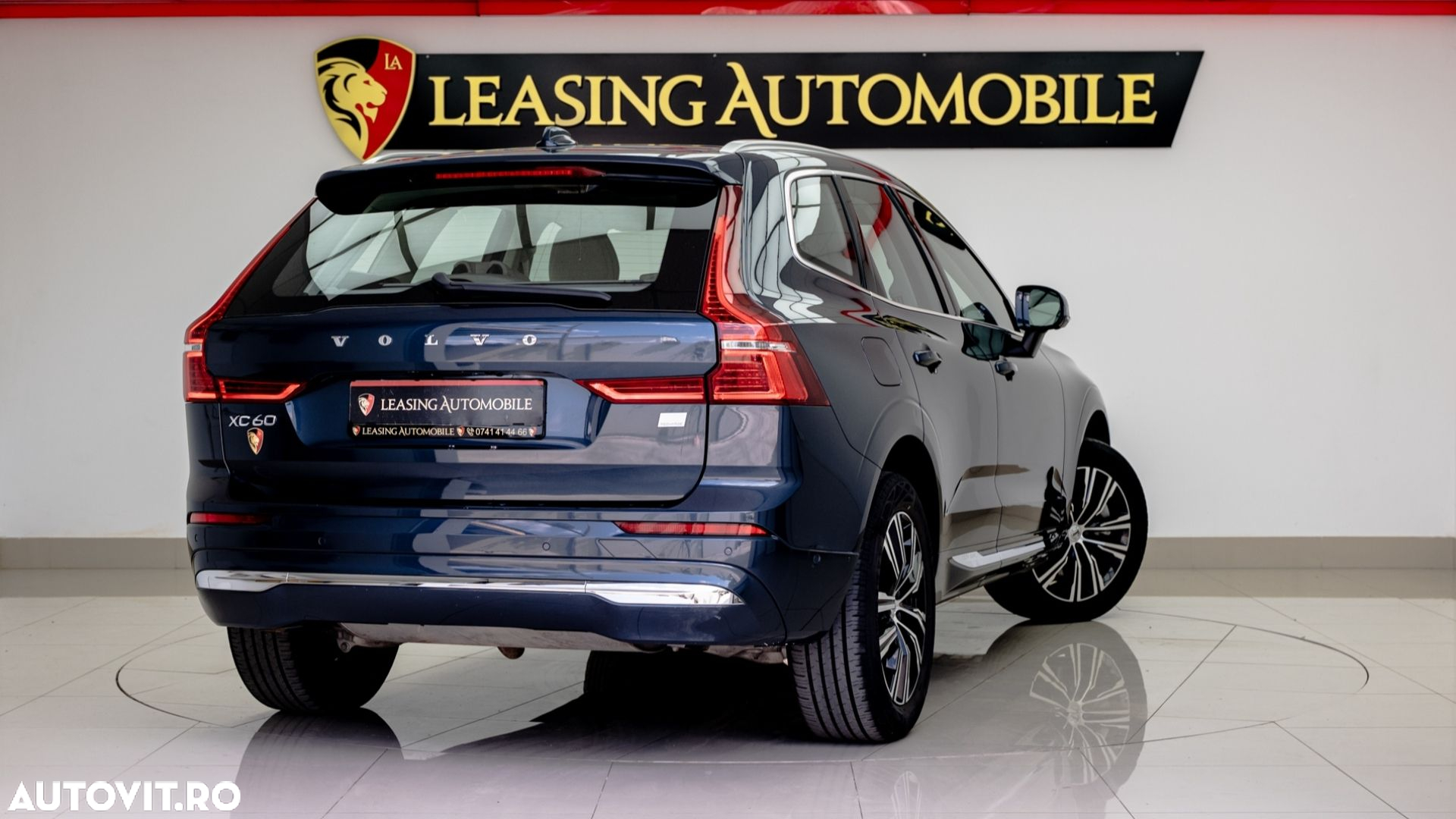 Volvo XC 60 T8 AWD Recharge Geartronic Inscription - 5