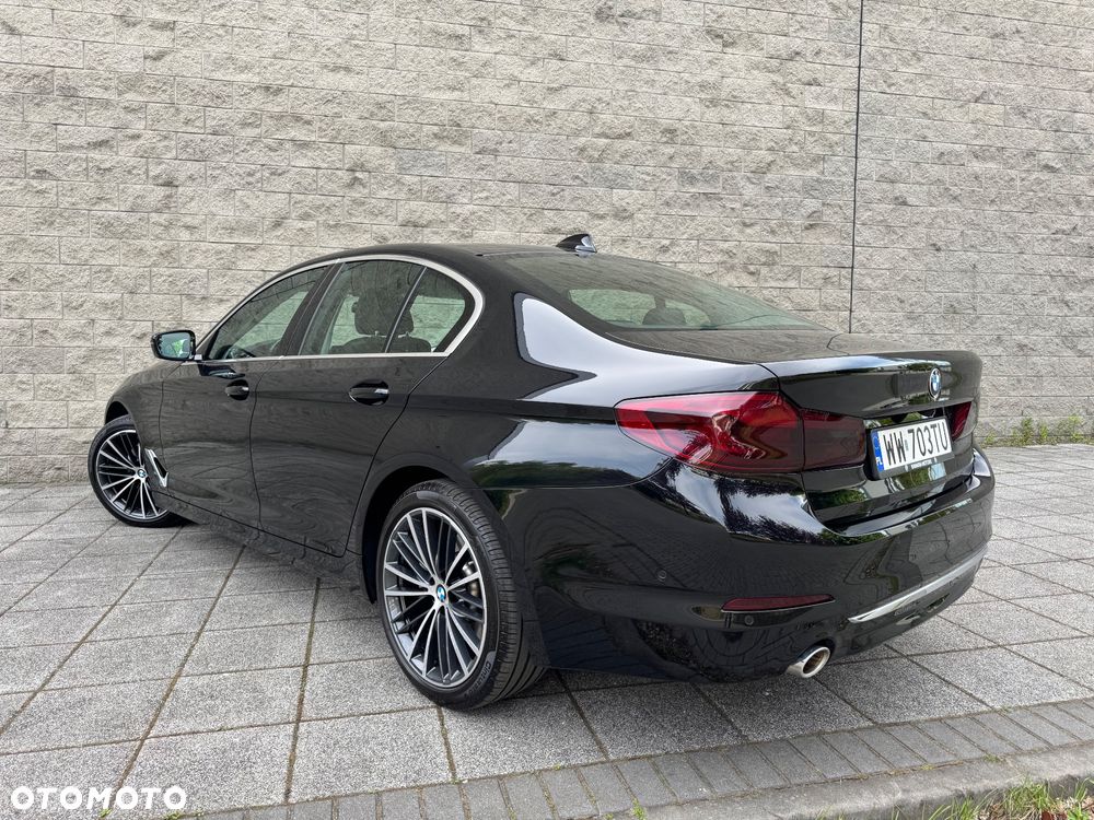 BMW Seria 5 518d Luxury Line - 6