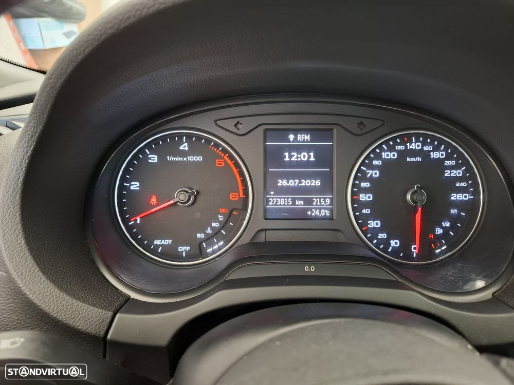 Audi A3 Sportback 1.6 TDI Design - 10