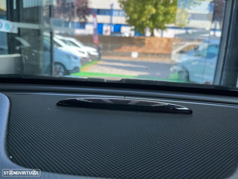 Mercedes-Benz CLA 220 CDi AMG Line Aut. - 22