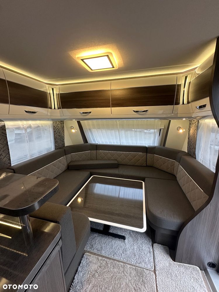 Hobby 560 FC PRESTIGE - 11