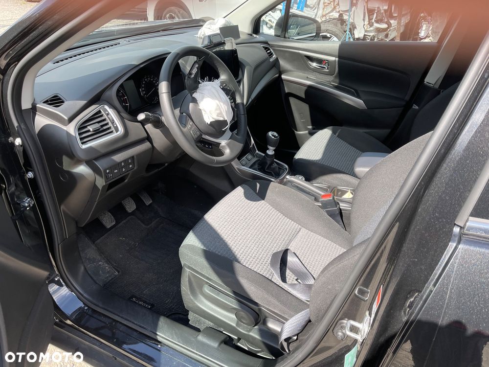 Suzuki S-Cross - 20