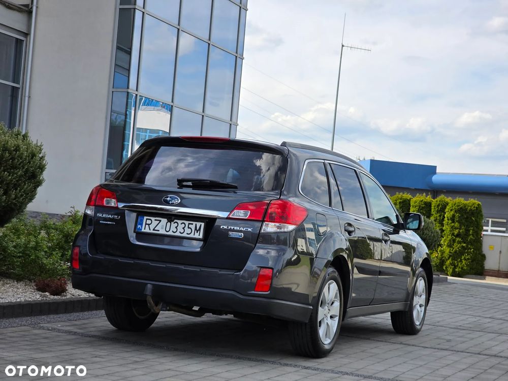 Subaru Outback - 22