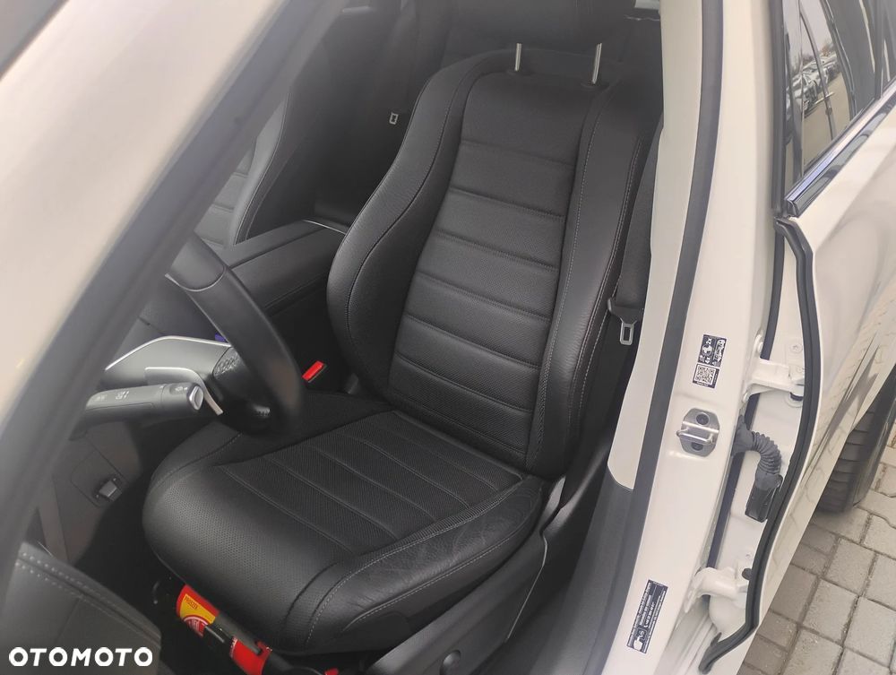 Mercedes-Benz GLE - 11