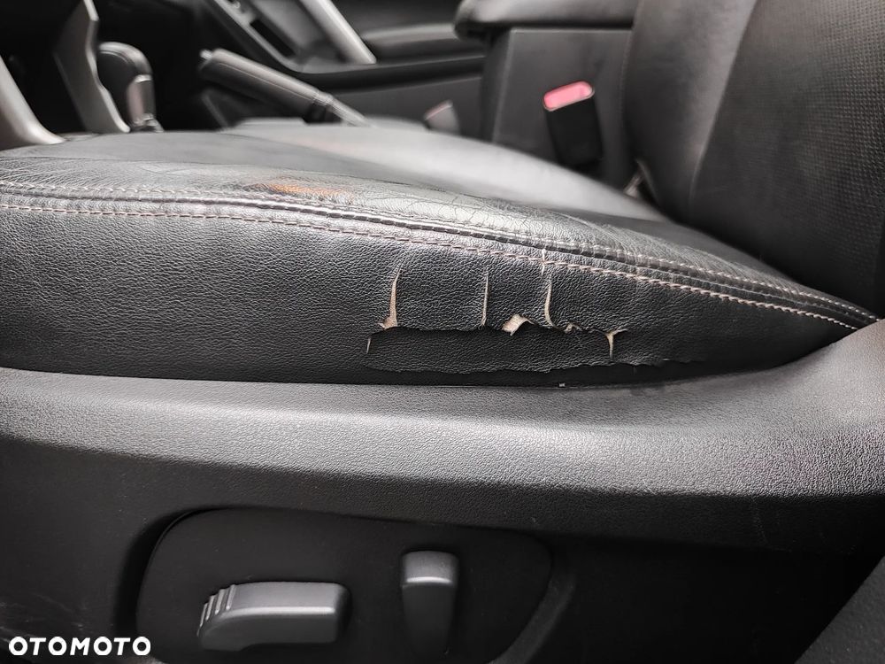 Subaru Forester 2.0XT Platinum Lineartronic - 12