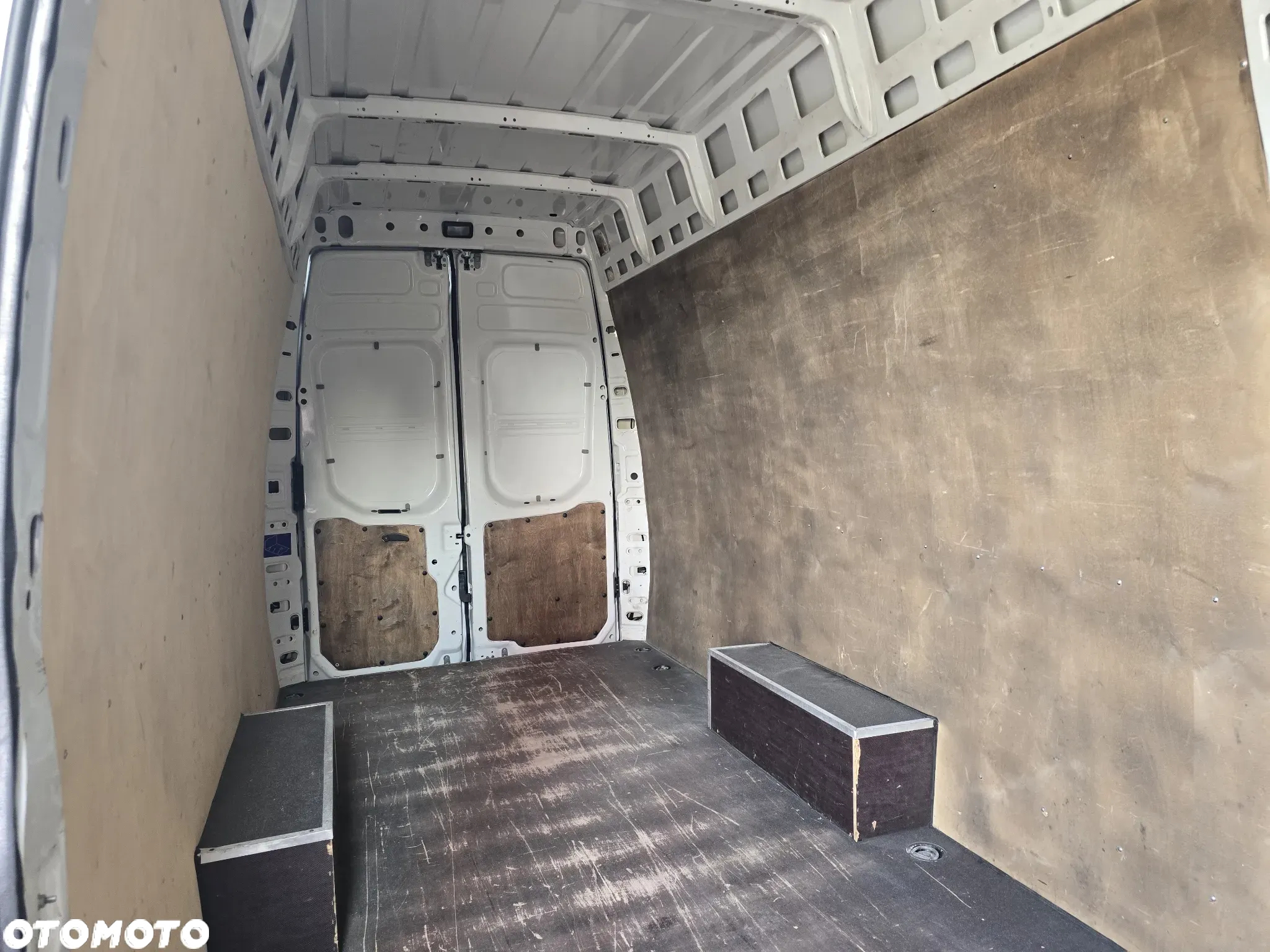 Iveco Daily 35S18  180KM Maxi L4H3 - 23