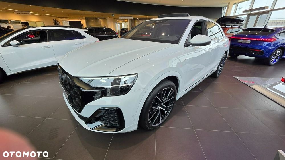 Audi Q8 - 6