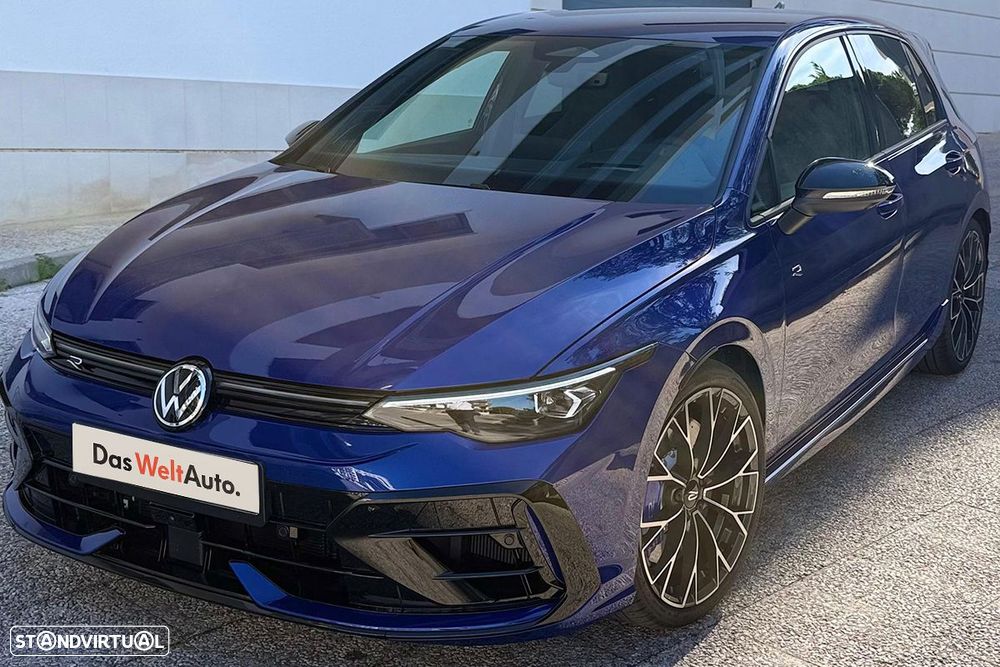 Volkswagen Golf 2026 photo 2
