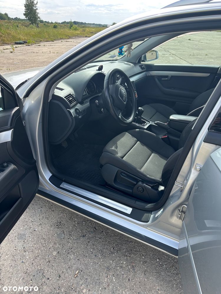 Audi A4 Avant 2.0 TDI DPF - 9