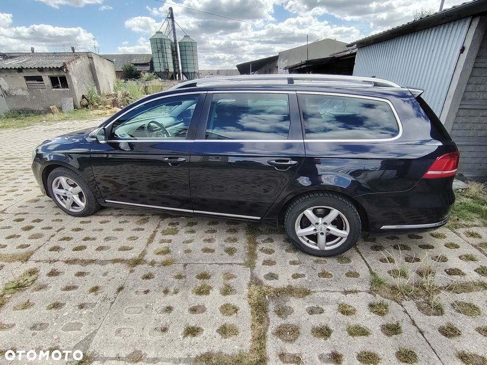 Volkswagen Passat - 2