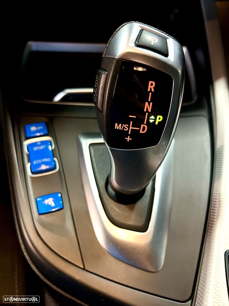 BMW 220 i Aut. M Sport - 19