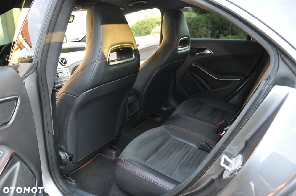 Mercedes-Benz CLA 180 (CDI) d 7G-DCT AMG Line - 10