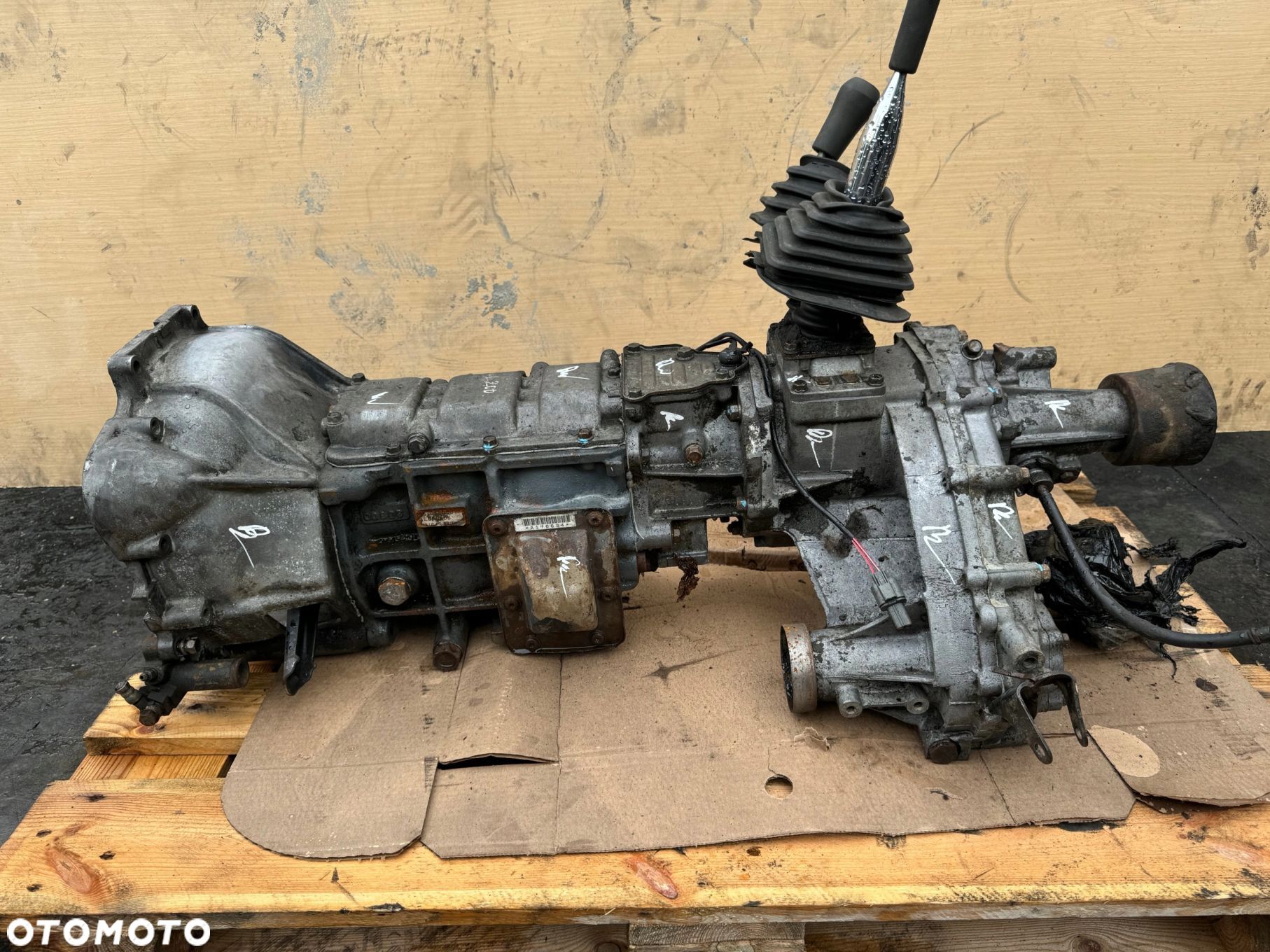 SKRZYNIA + REDUKTOR Mitsubishi L200 2.5 D KOMPLETNA M0I0S5B00I - 1