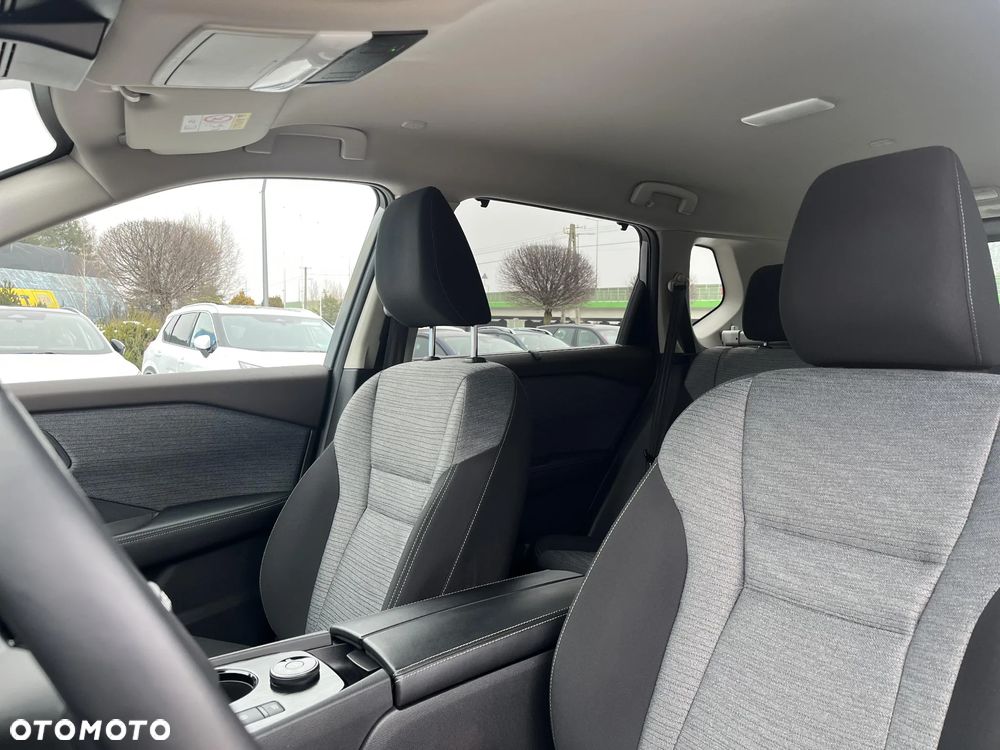 Nissan X-Trail - 12