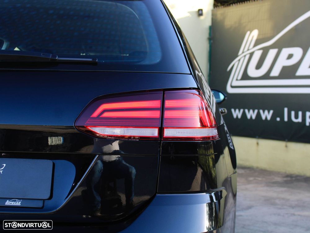 VW Golf Variant 2.0 TDi Confortline - 14