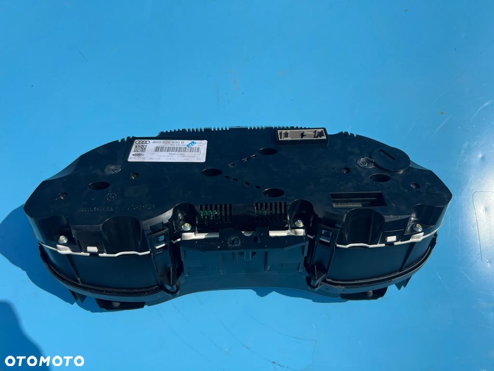 LICZNIK ZEGARY AUDI A4 B8 A5 8T 8K0920930B - 2