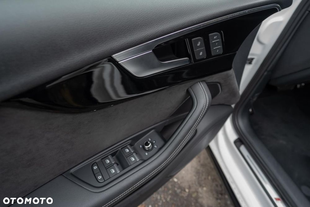 Audi A4 Avant 40 TDI Quattro Sport S tronic - 40