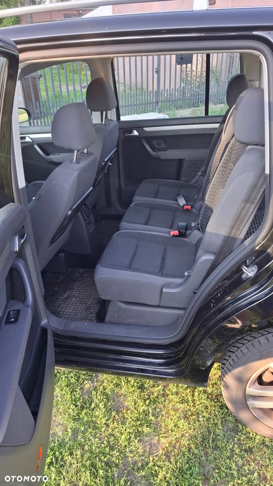 Volkswagen Touran 1.9 TDI Highline - 5