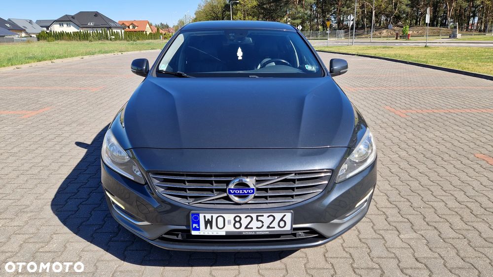 Volvo S60 D3 Momentum - 8