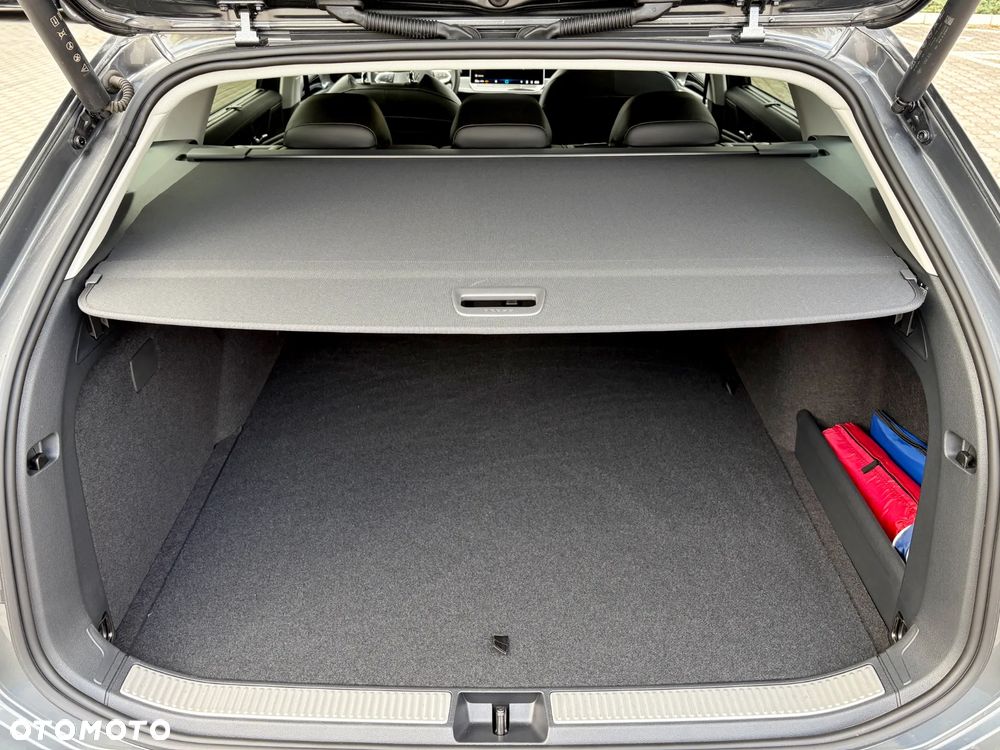 Volkswagen Passat Variant 1.5 TSI eHybrid PHEV 150kW Business Plus DSG - 10