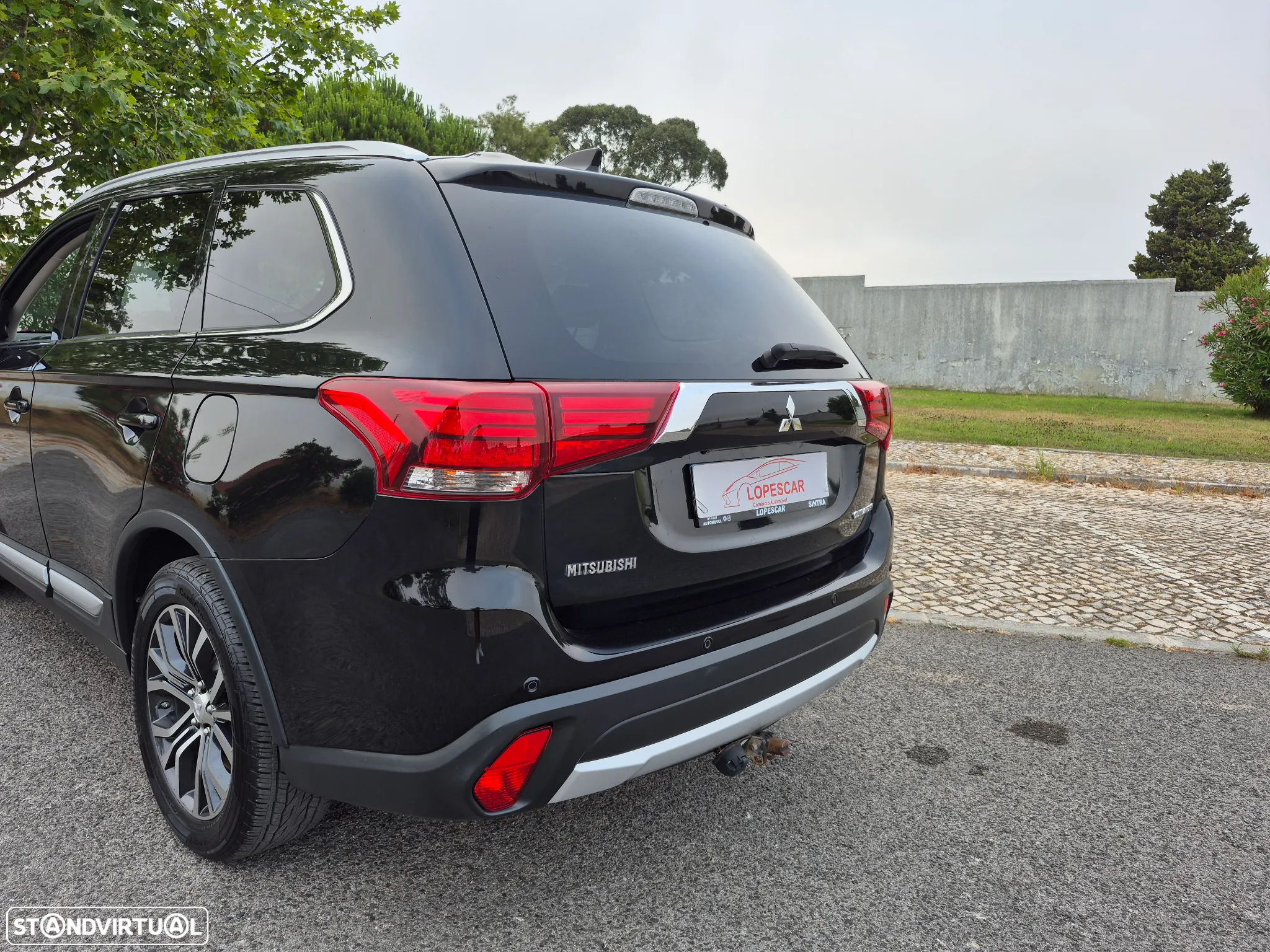 Mitsubishi Outlander 2.2 DI-D Instyle Navi - 8