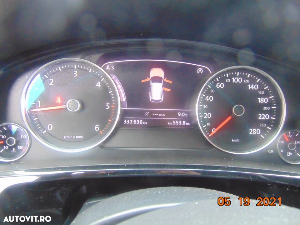 Ceasuri VW Touareg 7p dupa 2010 ceasuri bord touareg dezmembrez touareg 7p 3.0 cas - 1