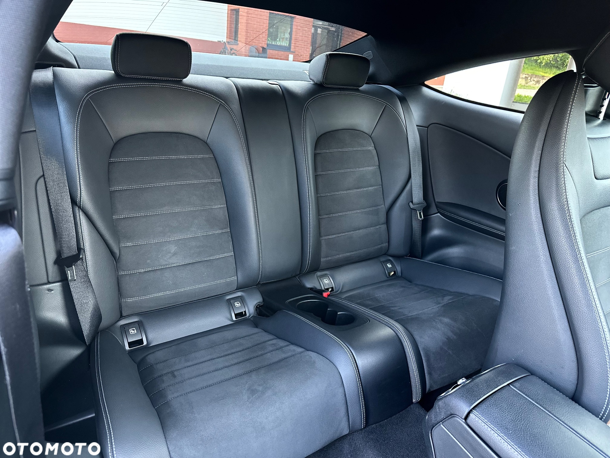 Mercedes-Benz Klasa C 300 d Coupe 9G-TRONIC AMG Line - 19
