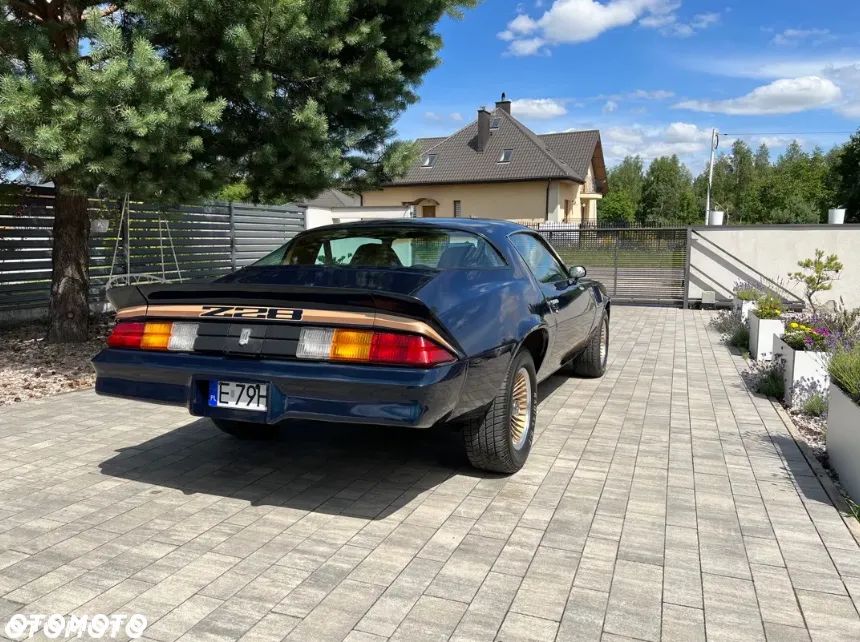 Chevrolet Camaro - 8