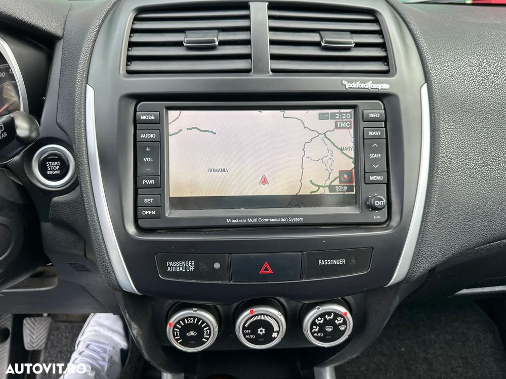 Mitsubishi ASX - 16