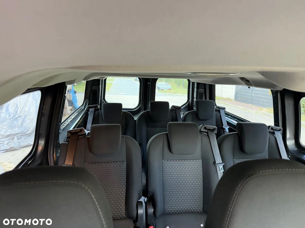 Ford Transit Custom 290 L2H1 Limited - 28