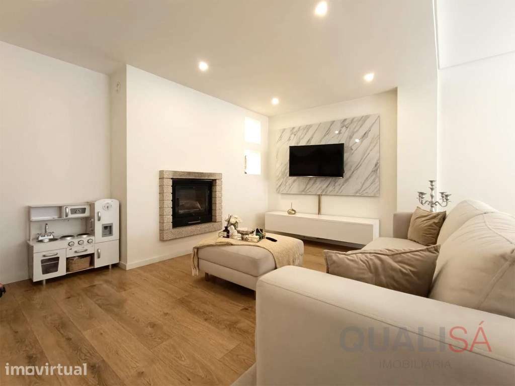 Apartamento T3 de gaveto com varandas, garagem fechada e excelentes... - Grande imagem: 3/47