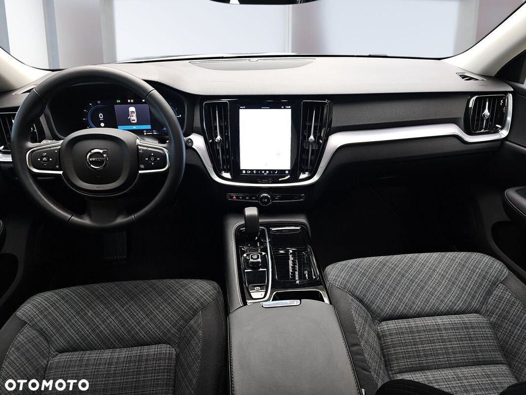 Volvo V60 T6 AWD Plug-In Hybrid Ultra Dark - 14
