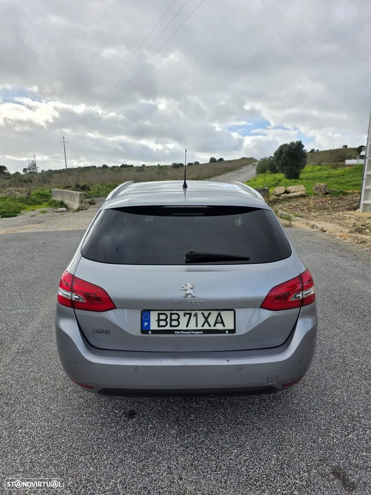 Peugeot 308 SW BlueHDi 130 EAT8 Stop & Start Allure - 4