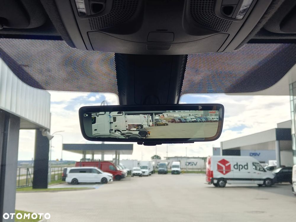 Mercedes-Benz Sprinter - 18