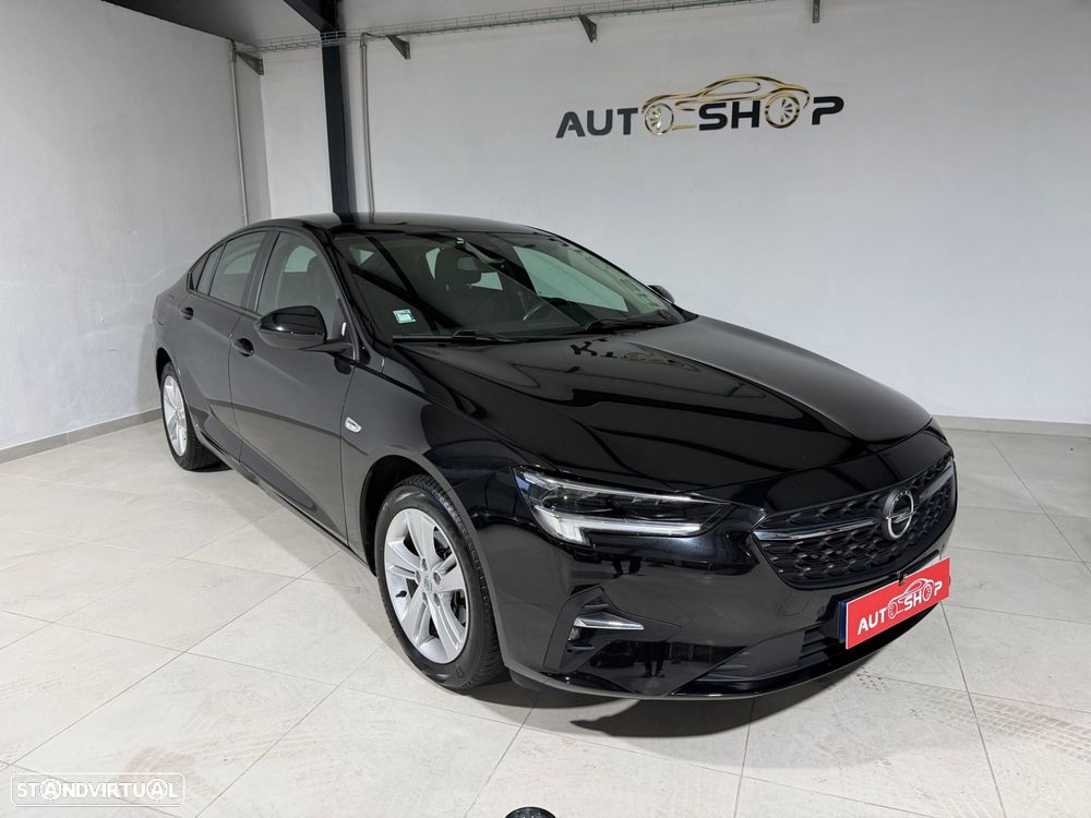 Opel Insignia Grand Sport - 2