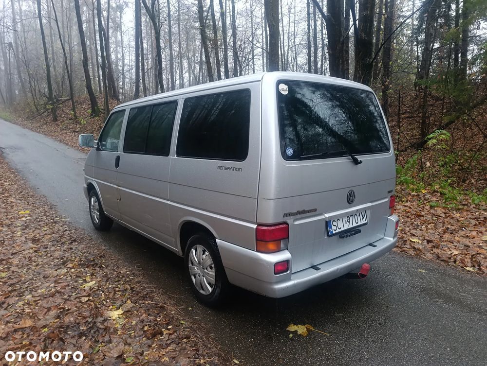Volkswagen Multivan - 1