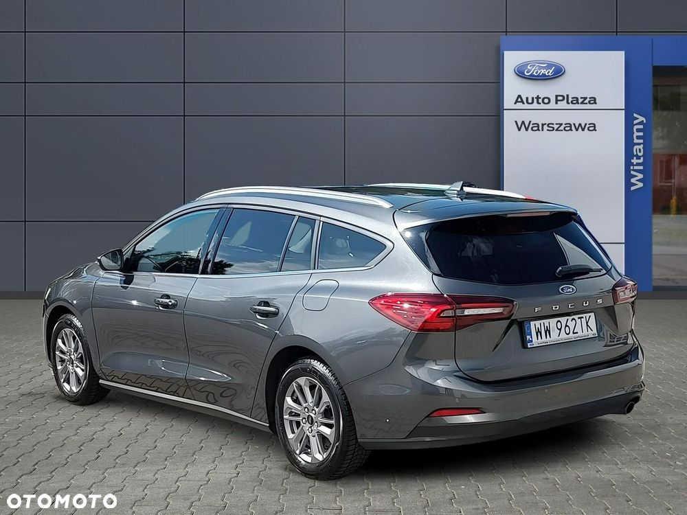 Ford Focus 1.0 EcoBoost Hybrid TITANIUM X - 4