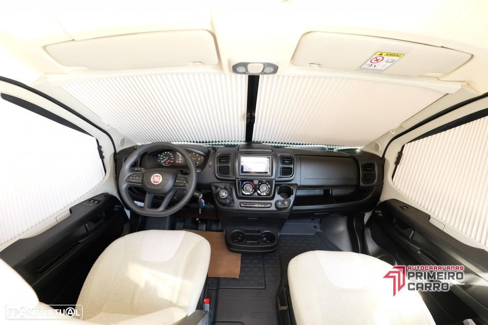 Rapido Van V62 cama francesa - 35
