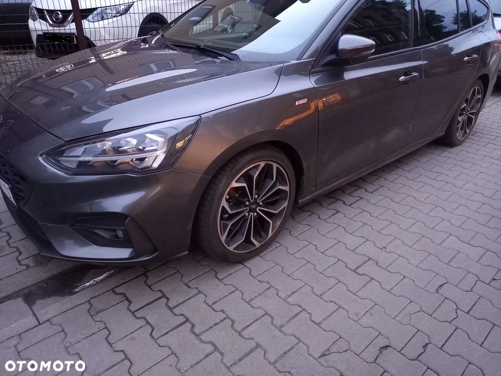 Ford Focus - 4