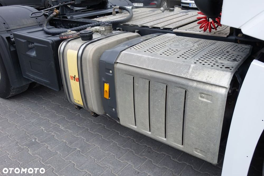 Mercedes-Benz ACTROS 1848 / EURO 6 / STANDARD / AUTOMAT / HYDRAULIKA / LODÓWKA / NAWIGACJA GPS - 19