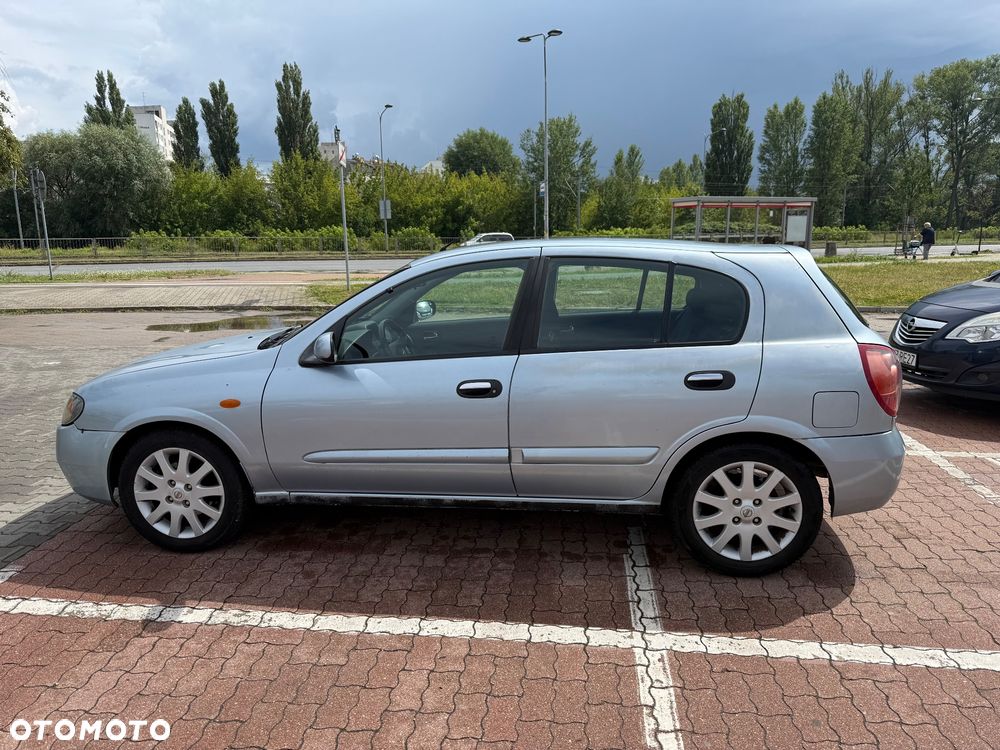Nissan Almera 2.2 dCi Acenta - 2